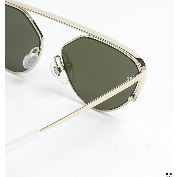 Alain Mikili Sunglasses Gold (Metallic)